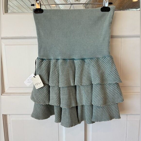 NWT Free People Blue Surf Alphina Termal Tiered Bubble Ruffle Mini Skirt - Picture 1 of 8